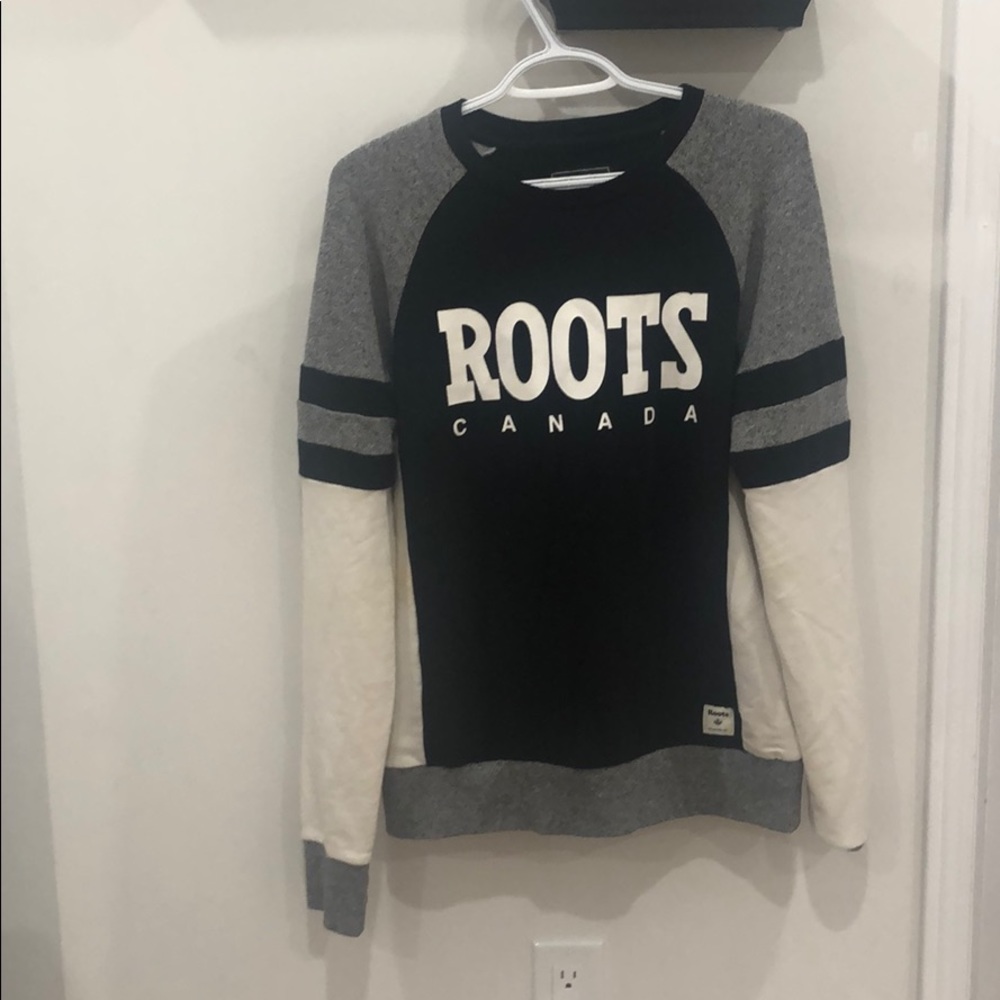 Roots Canada Black and White Sweater